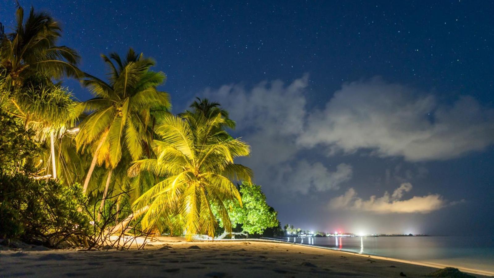 Nazaki Luxury Beach Hotel Gan  Exterior foto